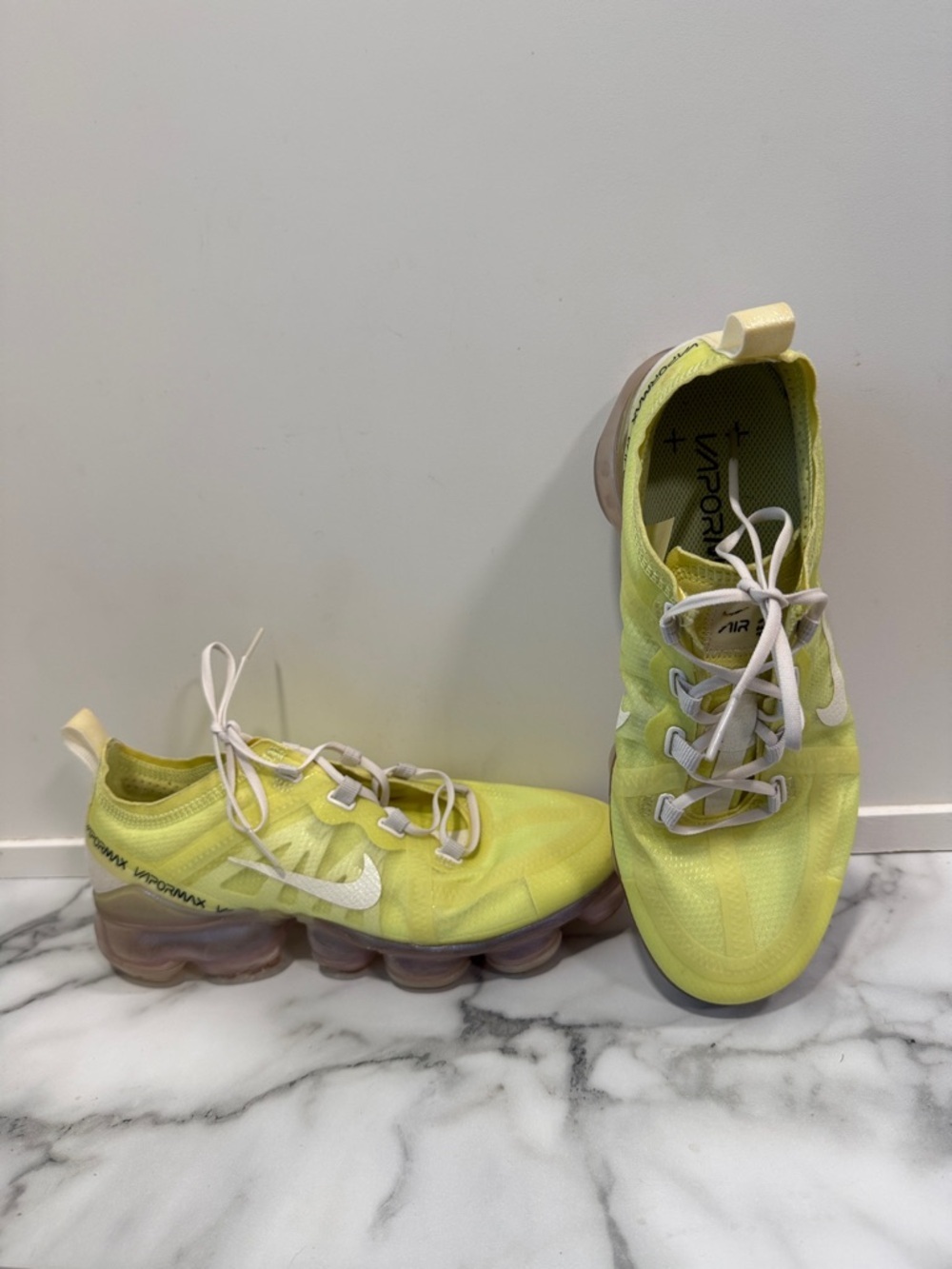 Nike Air VaporMax 2019 lime green SE women's sneakers size 7 - Picture 4 of 10